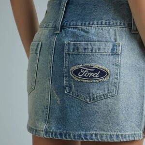 NWT Forever 21 Ford Denim Mini Skirt
